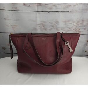Fossil Womens Burgundy Sydney Shopper Tote Bag Leather Key Charm